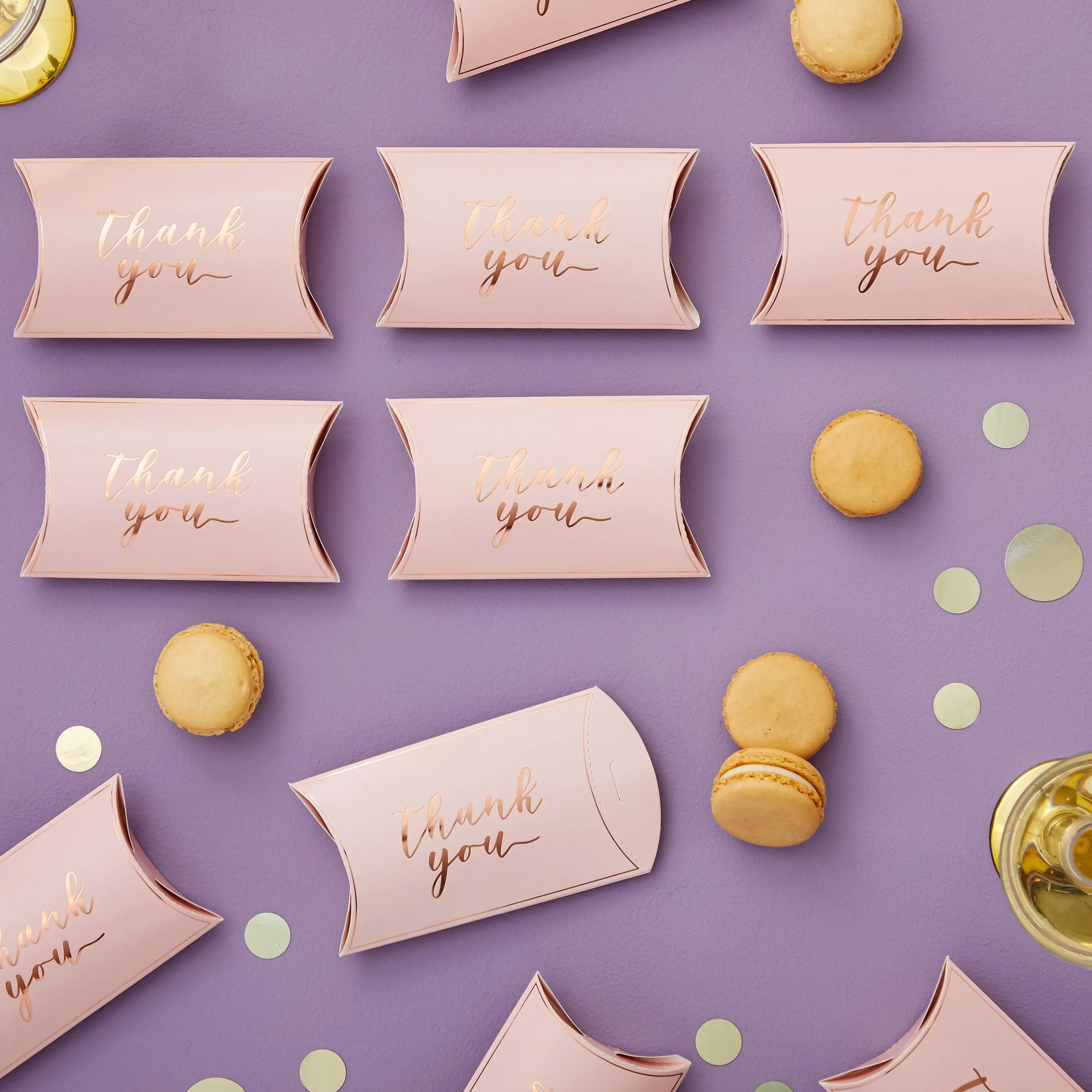 100-Pack Wedding Favor Pillow Boxes, Bulk 5.2x3.2-Inch Kraft Paper Thank You Gift Boxes with 1 Roll Jute String for Party Favors (Pink with Gold Script)