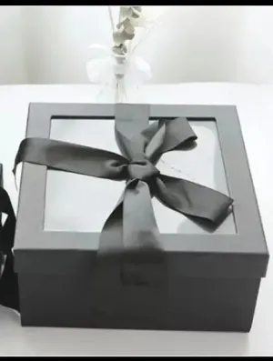 Elegant black hamper with black ribbon 23 .5 cm